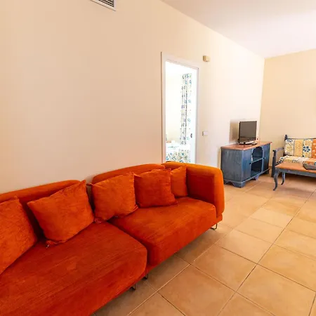 Cozy Near The Sea With Wifi And Pool